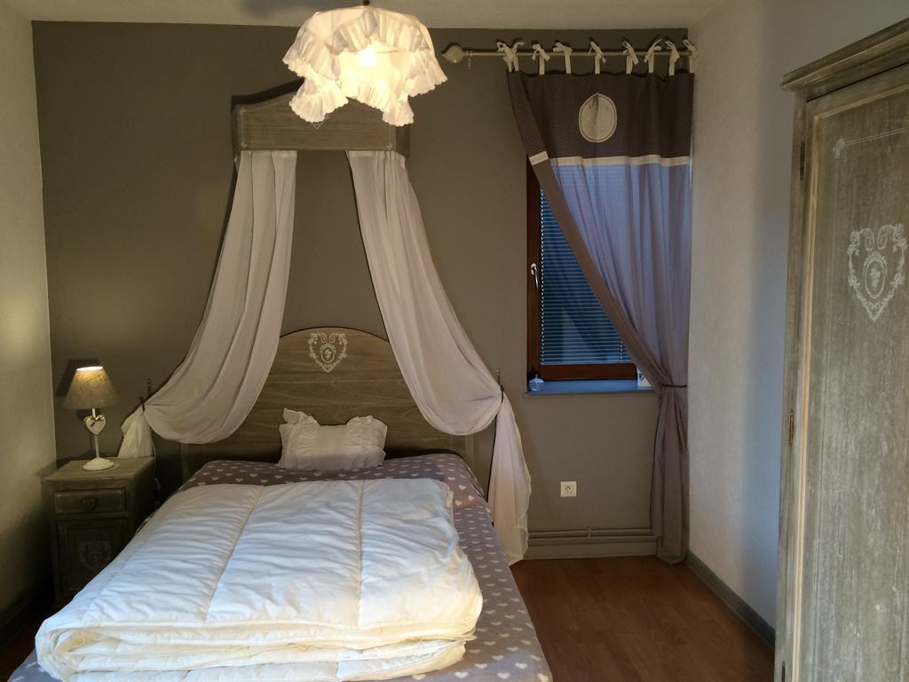 Gite Des 3 Chateaux Ribeauville  Room photo